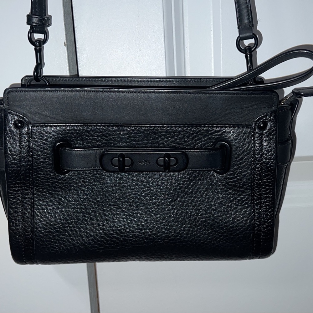 Coach swagger bag